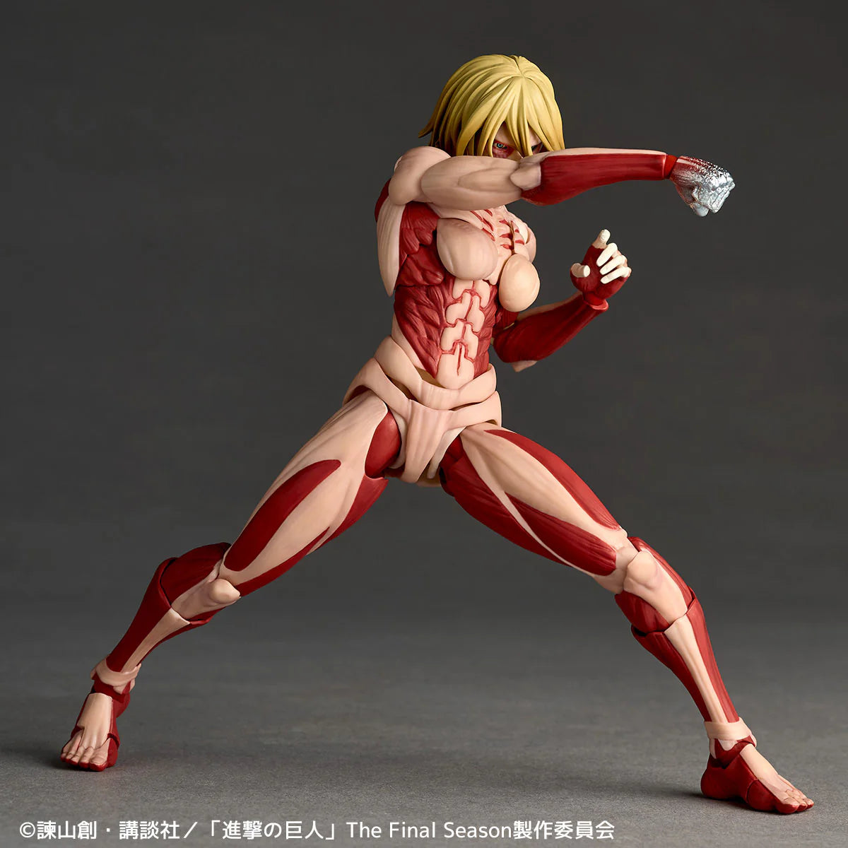 Revoltech Amazing Yamaguchi Attack on Titan Female Titan