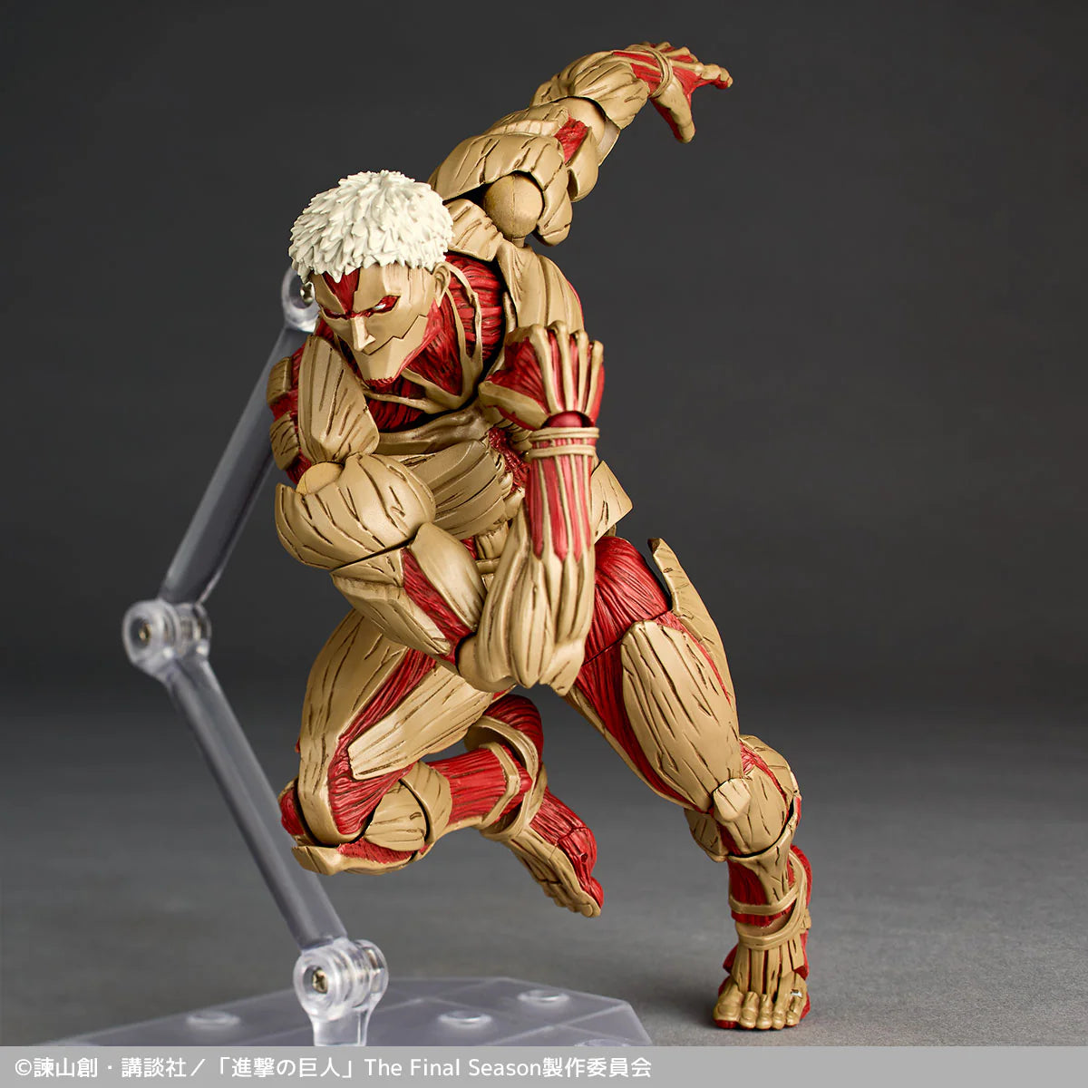 Revoltech Amazing Yamaguchi Attack on Titan Armor Titan