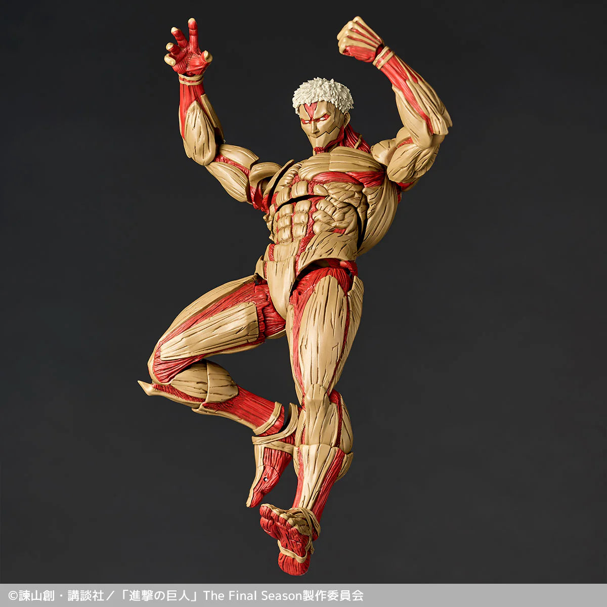 Revoltech Amazing Yamaguchi Attack on Titan Armor Titan