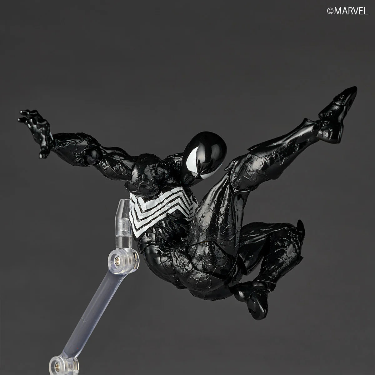 Revoltech Amazing Yamaguchi Symbiote Spider-Man