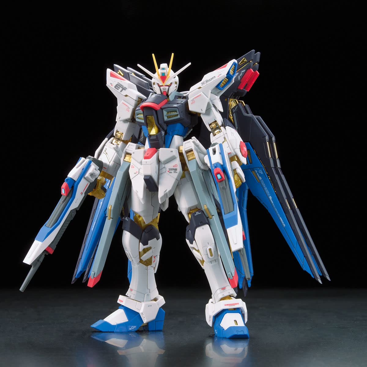 Bandai RG 1/144 Strike Freedom Gundam model kit (ZGMF-X20A)