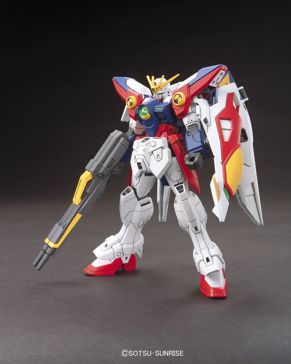Bandai - HG 1/144 Wing Gundam Zero Model