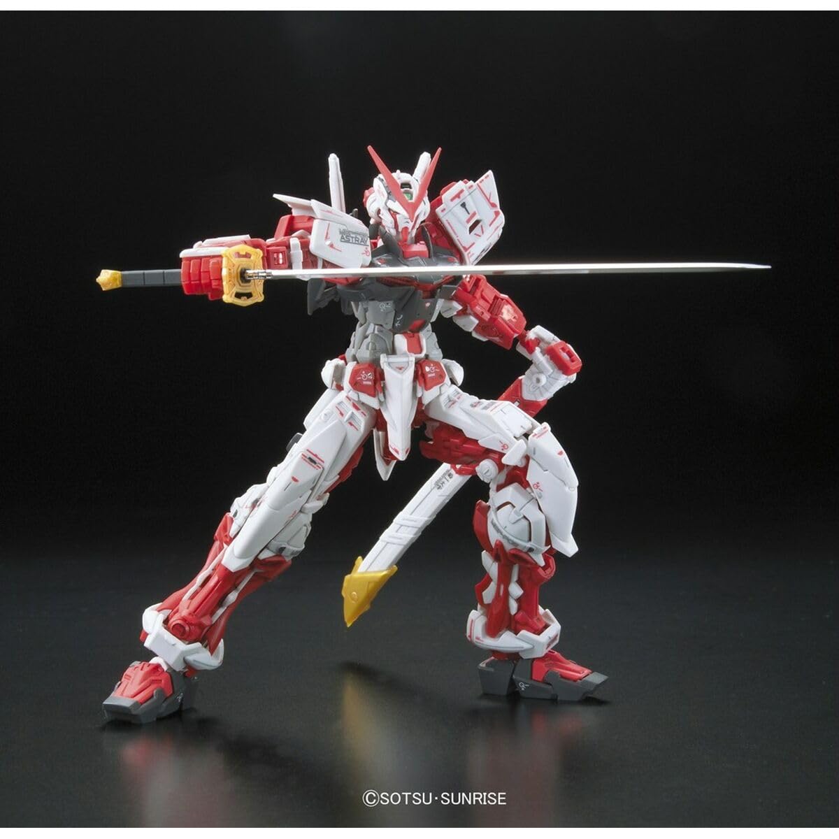 BANDAI - RG 1/144 Gundam Astray Red Frame