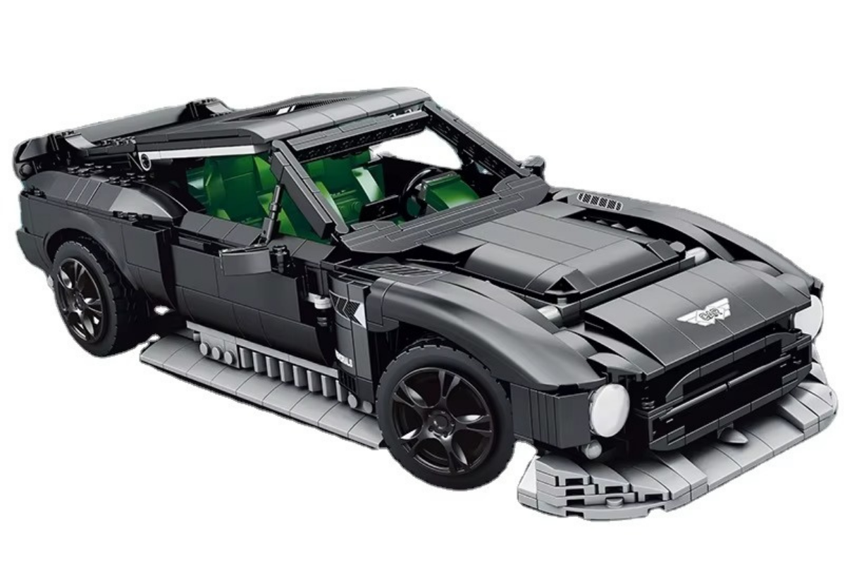 MOC Set No. 11028 Aston Martin Victor (Total Pieces - 1638)