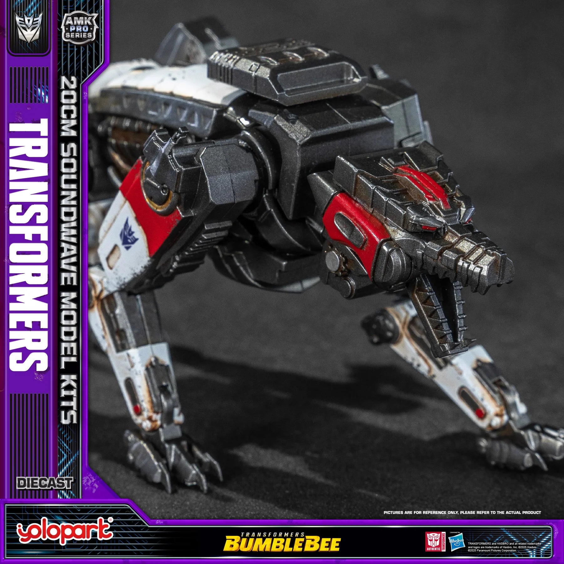 Yolopark AMK PRO Series Transformers: Bumblebee Soundwave Model Kit 20cm