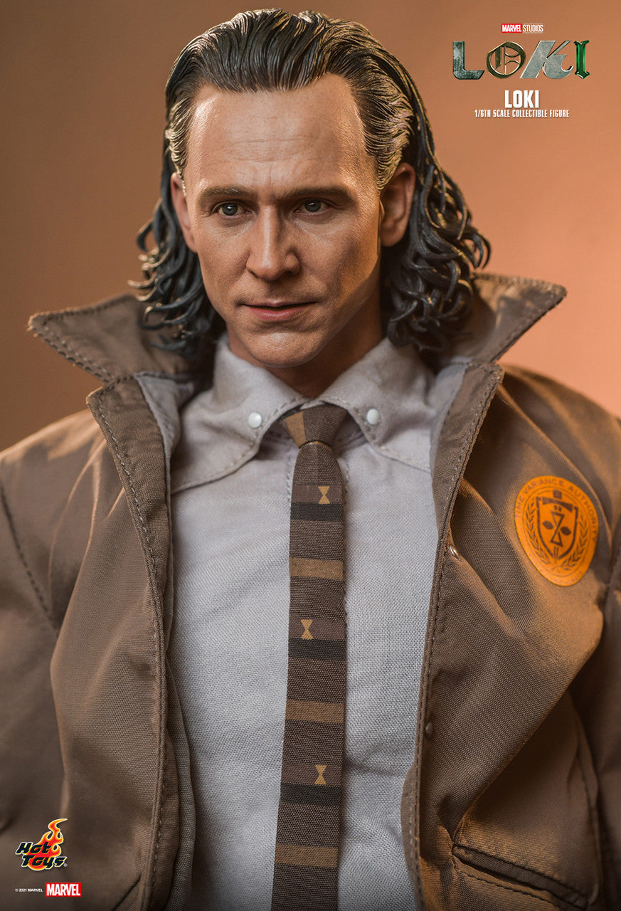Hot Toys 1/6 Loki (Ready To Ship)