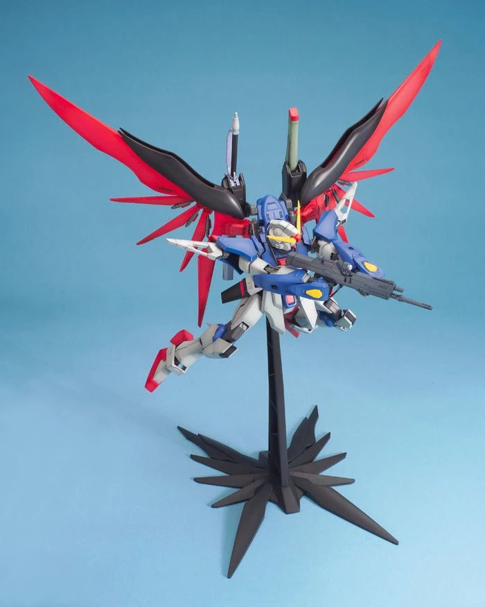 Bandai MG 1/100 Destiny Gundam