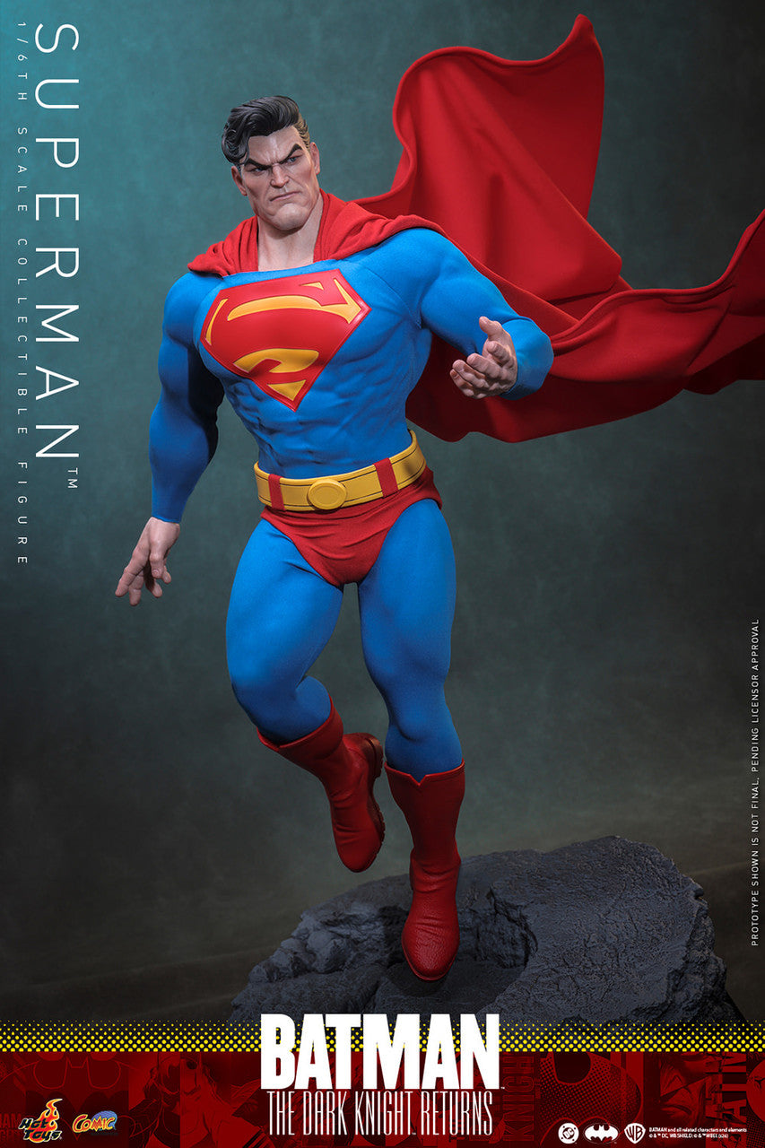 Hot Toys 1/6 Frank Miller's Superman Figure