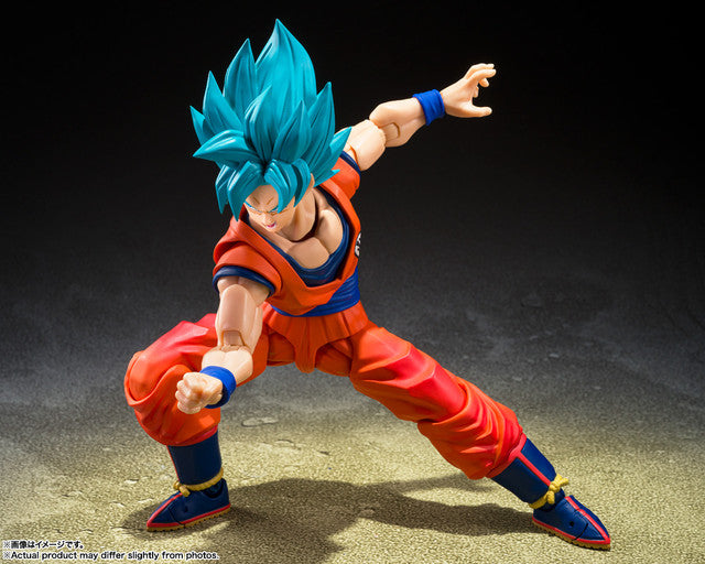 S.H.Figuarts Super Saiyan God Super Saiyan Goku (Blue Power Transcending Limits) Action Figure