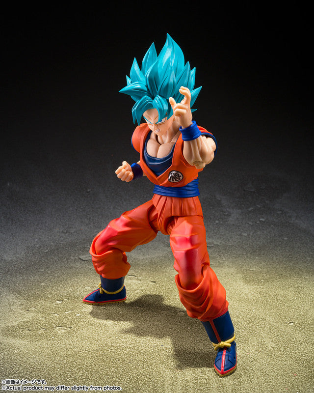 S.H.Figuarts Super Saiyan God Super Saiyan Goku (Blue Power Transcending Limits) Action Figure