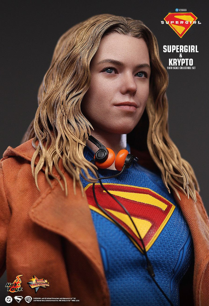Hot Toys 1/6 Supergirl & Krypto Figure Set